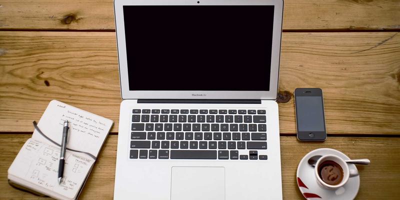 艺术MTV：虚拟偶像的肉身化与数字身份的情感表演场域